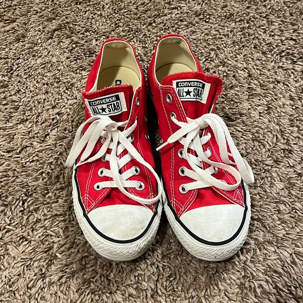 Red converse